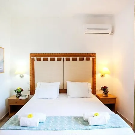 Fiorella Sea View 4* 梅加利阿莫斯