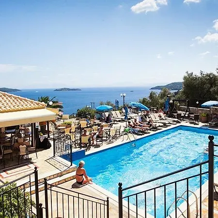 公寓式酒店 Fiorella Sea View 4*