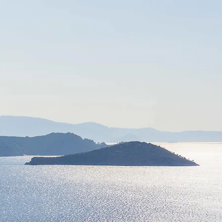 Fiorella Sea View Aparthotel Megali Ammos (Skiathos)