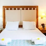 Aparthotel Fiorella Sea View 4*