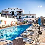 Aparthotel Fiorella Sea View 4*