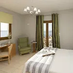 Fiorella Sea View Appart hôtel 4*