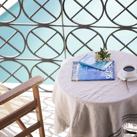 Fiorella Sea View Aparthotel Megali Ammos (Skiathos)