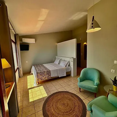 Fiorella Sea View 4* Megali Ammos (Skiathos)