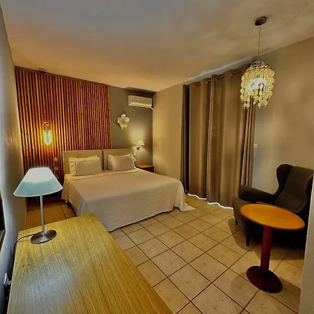 Fiorella Sea View Aparthotel 4*