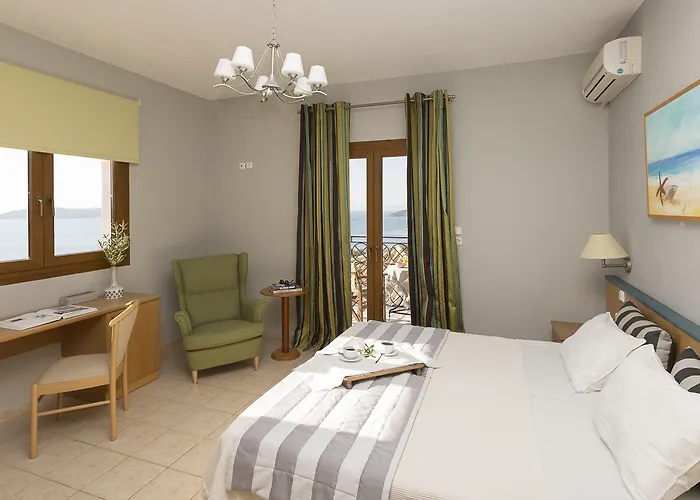 Fiorella Sea View 公寓式酒店