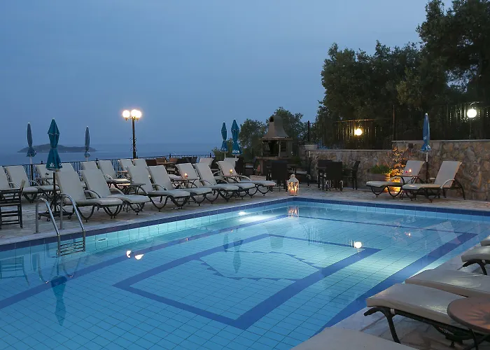 Fiorella Sea View 公寓式酒店