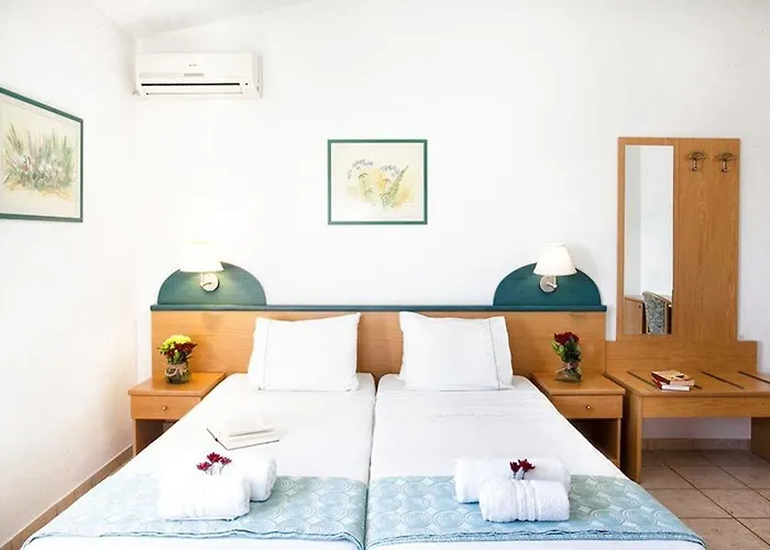 公寓式酒店 Fiorella Sea View 4*