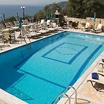 Fiorella Sea View 4*