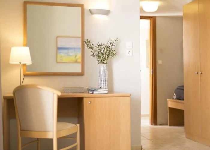 Fiorella Sea View 4* Megali Ammos (Skiathos)