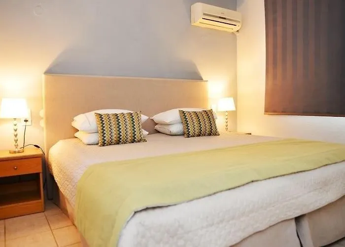 Fiorella Sea View Aparthotel Megali Ammos (Skiathos)